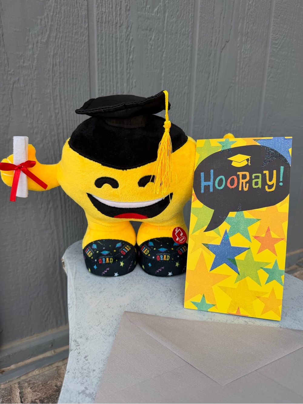 Last Minute Grad Gift! Musical Light-Up Emoji Plush + Card